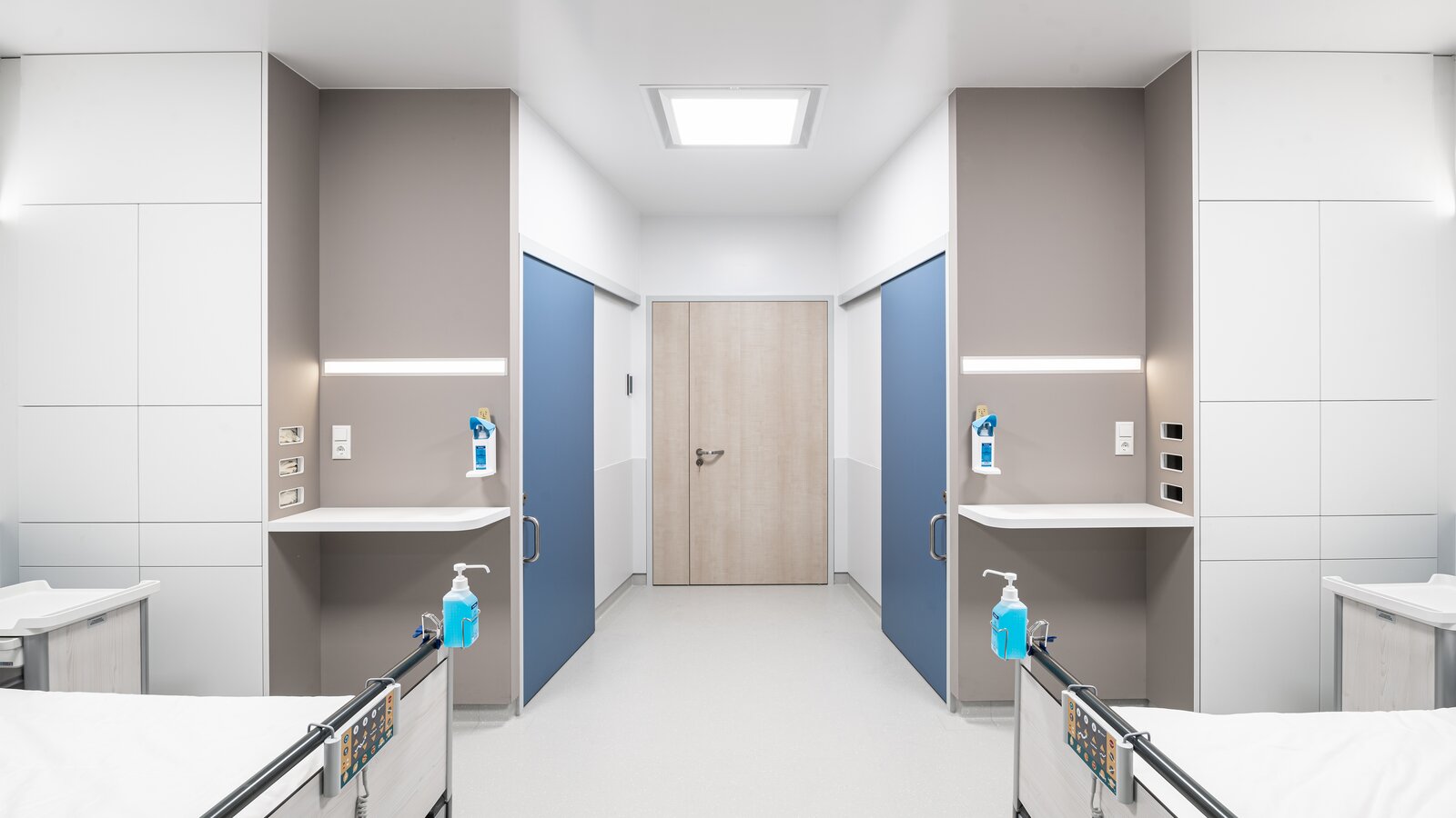 KARMIN patient room Hospital room with two beds