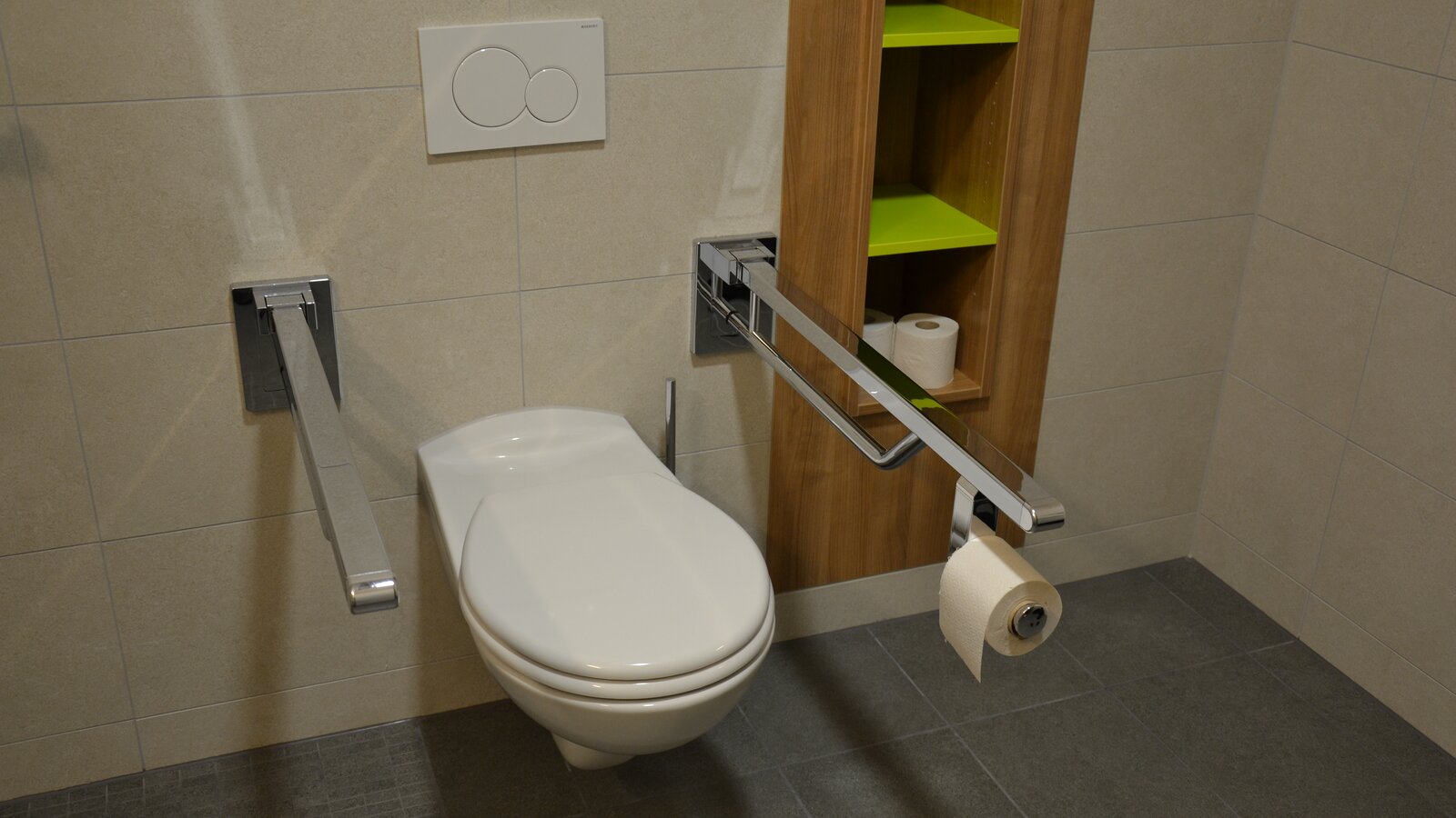 Juliusspital Hospice in Würzburg Toilet equipped with folding support handles
