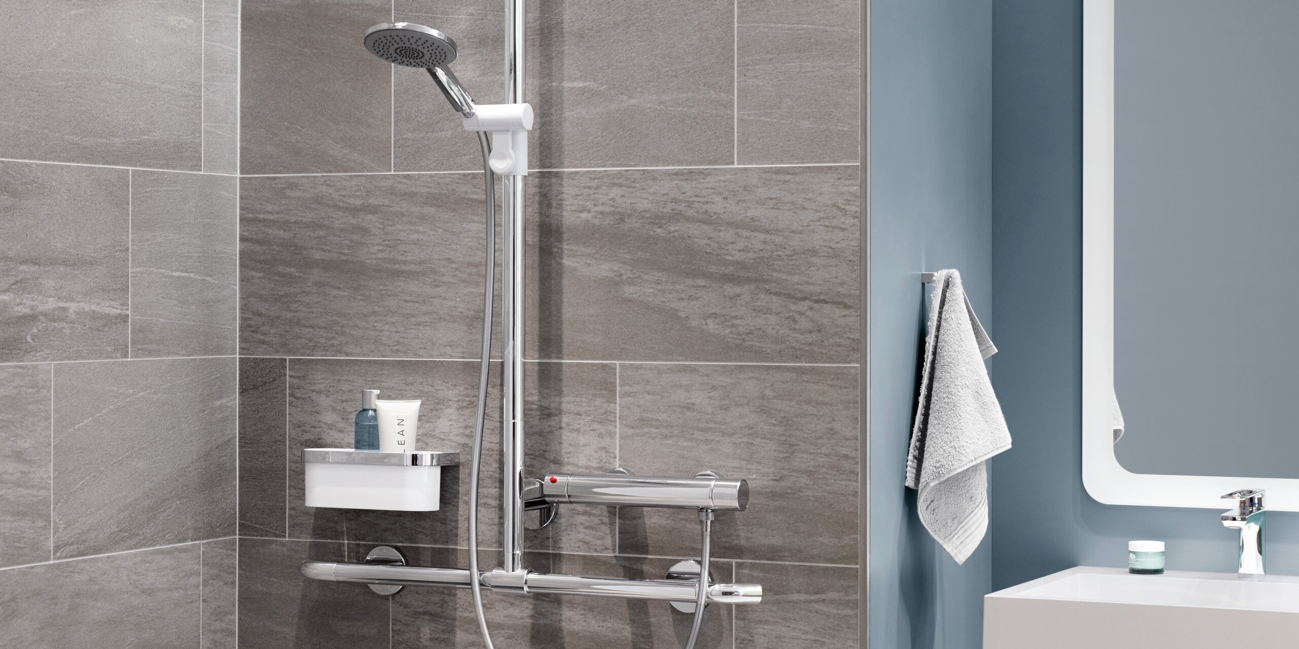 HEWI WARMTOUCH shower rail Shower rail made of polyamide with chrome optical coating
