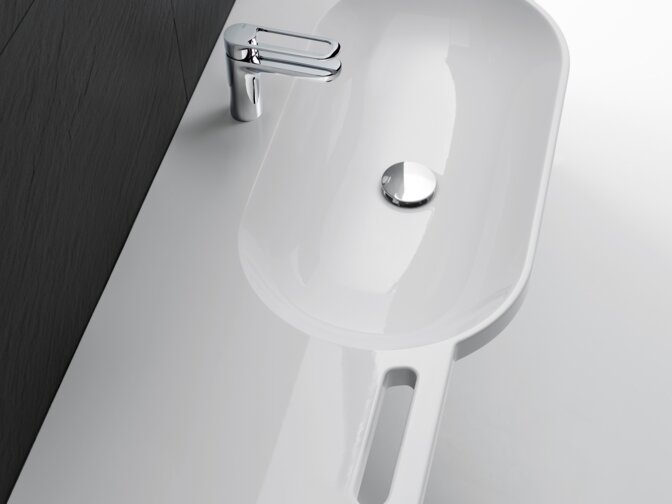 HEWI washbasin variable length Variable-length washbasin with grab rails and single-lever mixer in chrome